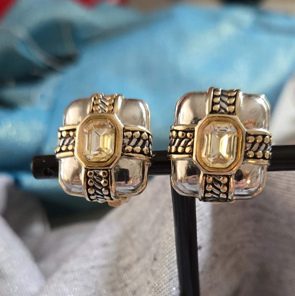 Two-Tone Clip Earrings Silver Tone Gold Tone Crystal 90's Designer Inspired - Picture 1 of 4
